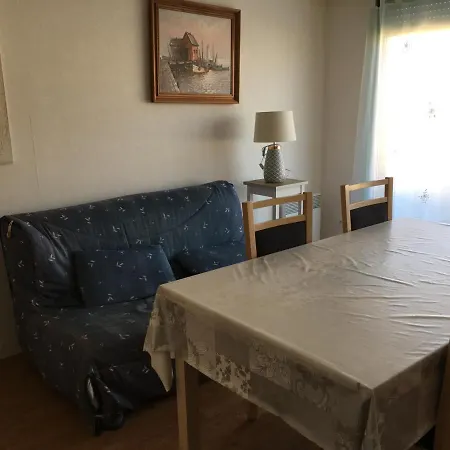 T2 A 2 Min De La Avec Parking Privatif A Fort-mahon Apartment